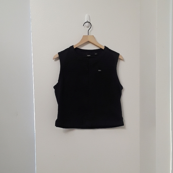 Mossimo Supply Co. Jackets & Blazers - Mossimo Black Sleeveless Crop Jacket - Size Large